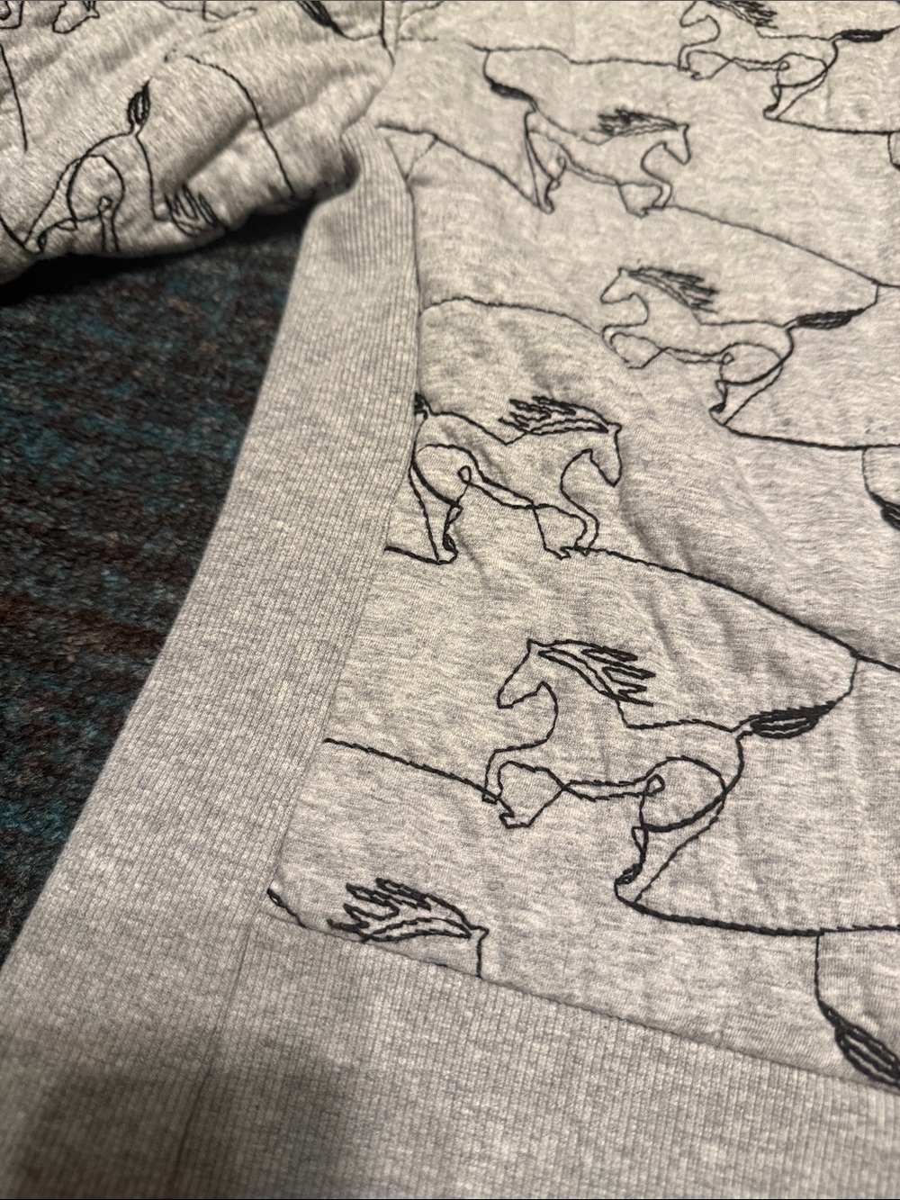 Ariat Light Gray Horse-Print Crewneck Sweatshirt - Picture 5 of 7